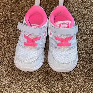 Toddlers Velcro pink and grey Nike shoes